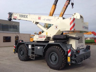 MACARA DE SANTIER TEREX A 300 RECONDITIONATA COMPLET